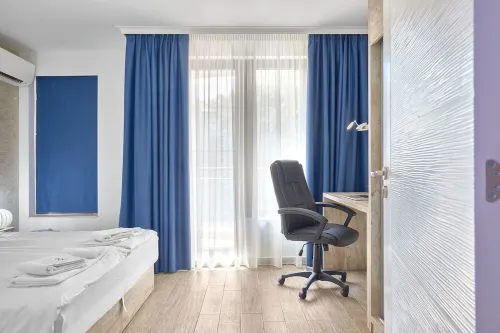 Miami Vibe by EstateAutomata