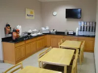 Yosemite Sierra Inn فنادق في أوکهرست