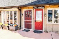 Cozy Loft on Main over Ooey Gooey Cafe