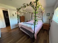 Relaxing 3-Bedroom Home, near Intel & Nike! Public transit 5 min away!