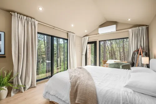 Luxury Tiny Retreat • Hot Tub & Fire Pit