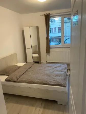 Apartament Modern  1 Отели в г. Питешти