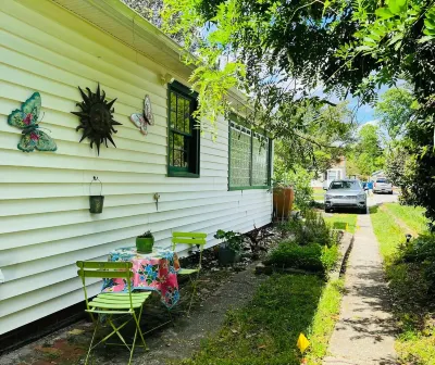 Casita Welcomes Guests, Year Round in Wilmington. Booking now for Next Winter! Hotels near The Children's Museum of Wilmington