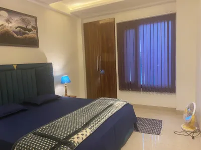 Charming 1-bedroom apartment with WiFi, AC in welcoming New Delhi Hotels in Chhattarpur