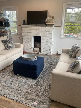 Cozy Cottage Ponquogue Hampton Bays