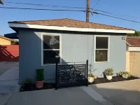 Charming 1-bedroom house with WiFi and AC in El Monte Hotels in El Monte