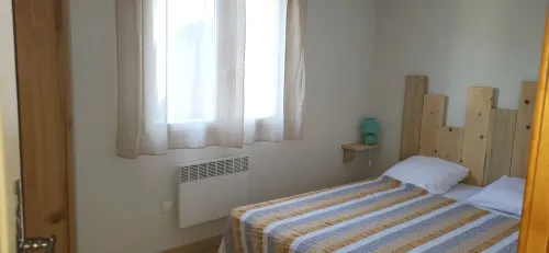 Comfortable type 3 in property on 1200m² with swimming pool, country setting. Hotel a Carnoules