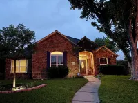 3-bedroom house in fantastic Frisco with WiFi, AC