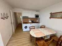 Large studio with sea view.