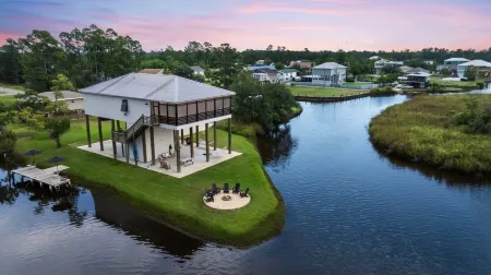 Endless Summer! A Waterfront Home with a Boat Dock
