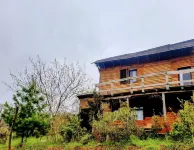 Boho eco cabin in the woods on Fruška gora فنادق في 