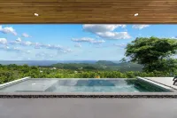 Mountainside Home with Modern Design Sweeping Ocean Views & Private Swimming Pool - Havudsigt
