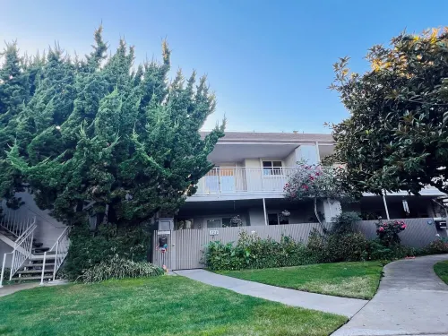 55+ community - Golf, Pool, Clubhouse -Riviera Lifestyle Near Santa Barbara