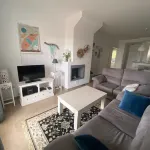 Apartment with sea views in a quiet area