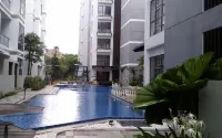 Tranquil And Modern Haven 2Br At The Rosebay Apartment - 4-Star