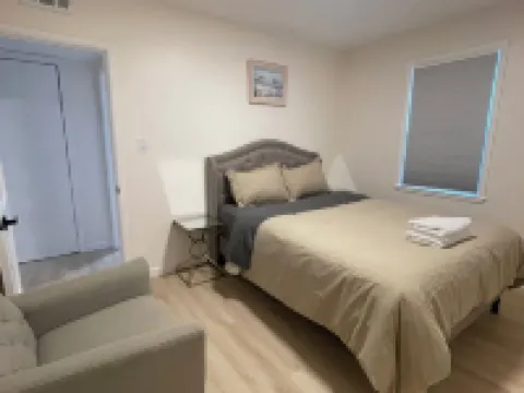 Newly Renovated Luxury 3-Bed 2-Bath Home with Easy Airport Access Hotels in Framingham