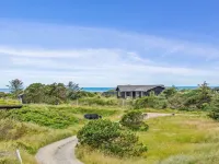 "Hrefna" - 500m from the Sea - 4-Star