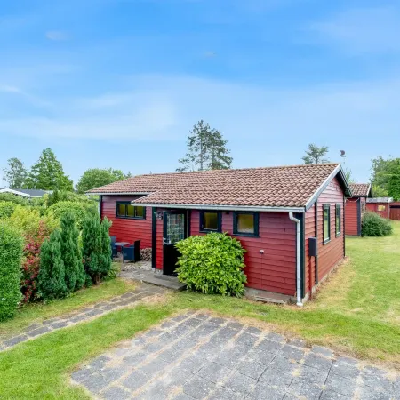 "Fulk" - 150m from the sea