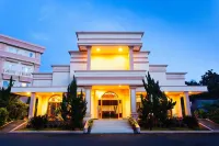 Aston Niu Manokwari Hotel & Conference Center Hotel a 