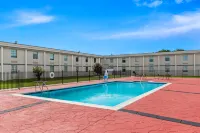 Suburban Studios Chester I-95 - 2-Star