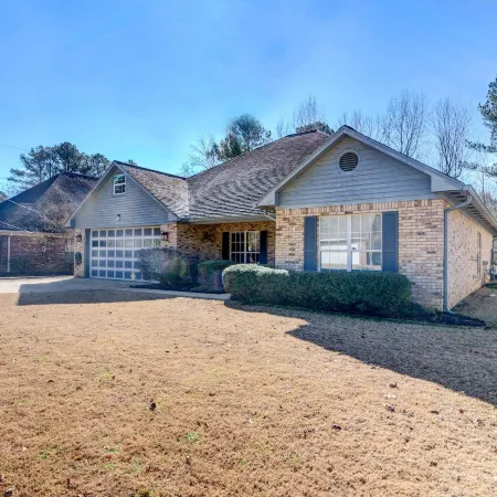 Starkville Vacation Rental ~ 2 Mi to MSU!