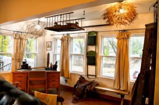 Historic home in Cathederal district 2 min from downtown