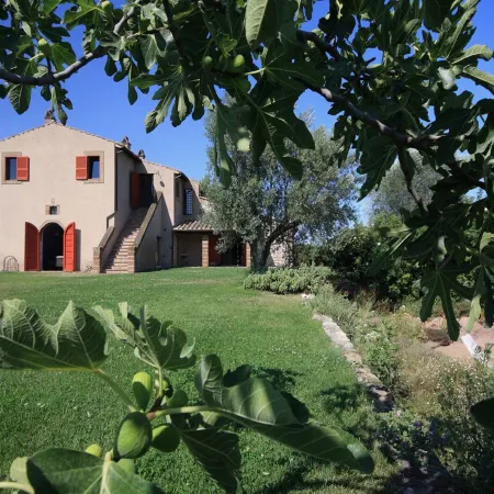 Orte Villa for 8 with Parking