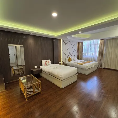 Evara Hotel & Apartment