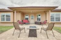 8 Mi to Fort Cavazos! Modern Home w/ Fire Pit - 3 ดาว