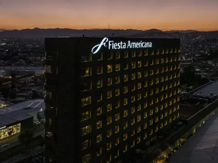 Fiesta Americana Ciudad de México Satelite Отели в г. Тлалнепантла