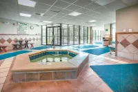 Phoenix on the Bay by Brett Robinson Vacations - Hot Tub
