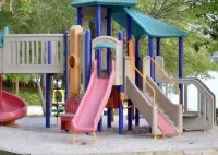 Poconos Getaway with Hot Tub & Fire Pit /Close to Attractions, Fun for Everyone! Hotel a Tunkhannock Township