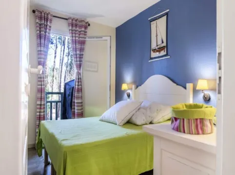 3 room house for 6 people - Selection