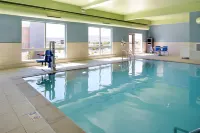 Holiday Inn Express & Suites ELKO by IHG - piscina