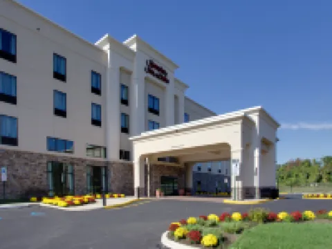Hampton Inn & Suites Philadelphia/Bensalem Hotels in Bensalem