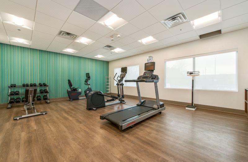 Holiday Inn Express & Suites Carrollton West by IHG photo 3
