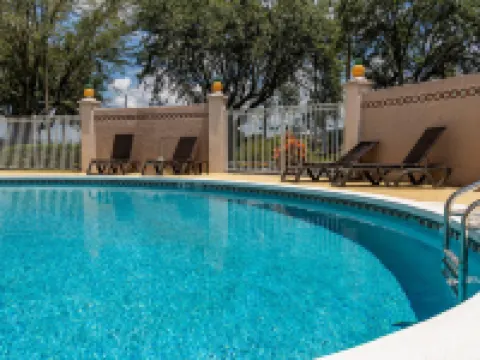 Comfort Inn & Suites Lakeland North I-4 Hotels in Lakeland