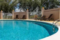 Comfort Inn & Suites Lakeland North I-4 Hotels in Polk County