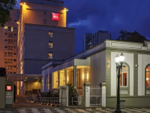 Ibis Curitiba Batel โรงแรมใน