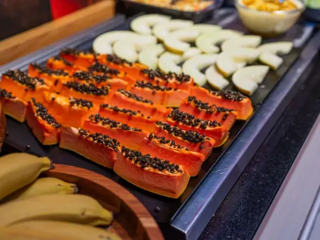 Ibis Guaratingueta Aparecida Отели в г. Лорена