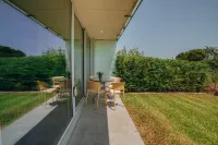 Amazing Pool Apartments by Vacationy - Wi-Fi