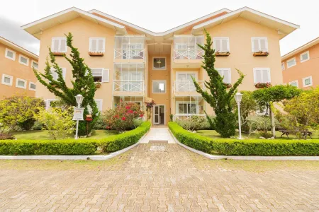 Apartamento Sobre As Nuvens Отели рядом с достопримечательностью «Casa - Chalé Condomínio Estância das Águas Claras»