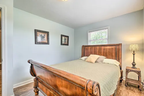 The Bunkhouse at Kudzu Cove Cabins Resort - 2-Star