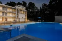 Quality Inn Lexington - Swimmingpools