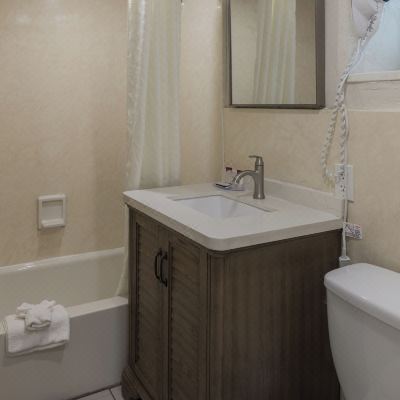 Comfort Room 2 Double Beds, Non Smoking Ocean Reef Hotel Promo Code