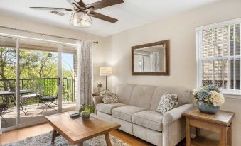 Valley View Treehouse - Holiday Hills Branson Golf Resort Outdoor Pools