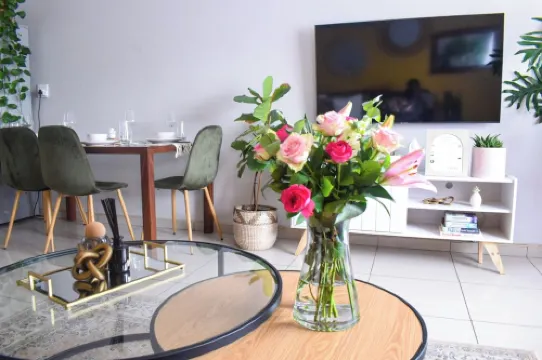 2-bedroom apartment in charming centrally located for your convenience.