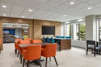 홀리데이 인 익스프레스 - 애틀랜타/케네소 바이 IHG - 조식 운영