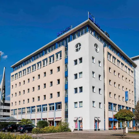 Ibis Budget Berlin Ost Отели рядом с достопримечательностью «Каульсдорф»