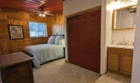 Annie Oakley's Outpost - Large 1-Bedroom in the Heart of Challis